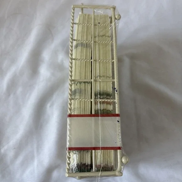 Spode Christmas Tree Guest Towel Caddy 32‎ Guest/dinner Napkins NEW - Picture 4 of 4